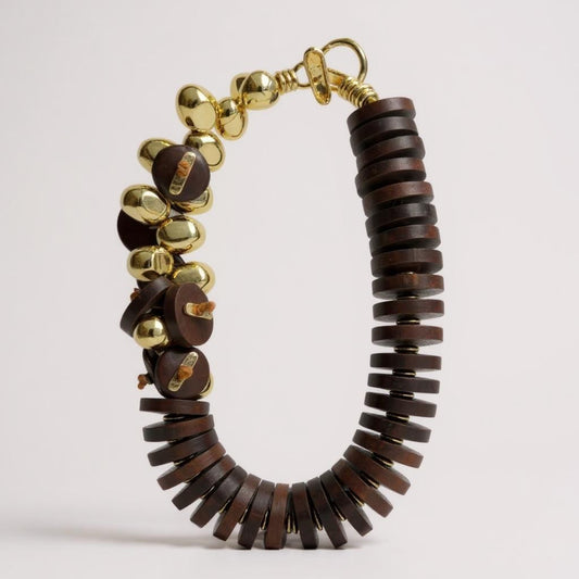 Collana Tribale con Dettagli Dorati – Marrone / Nero