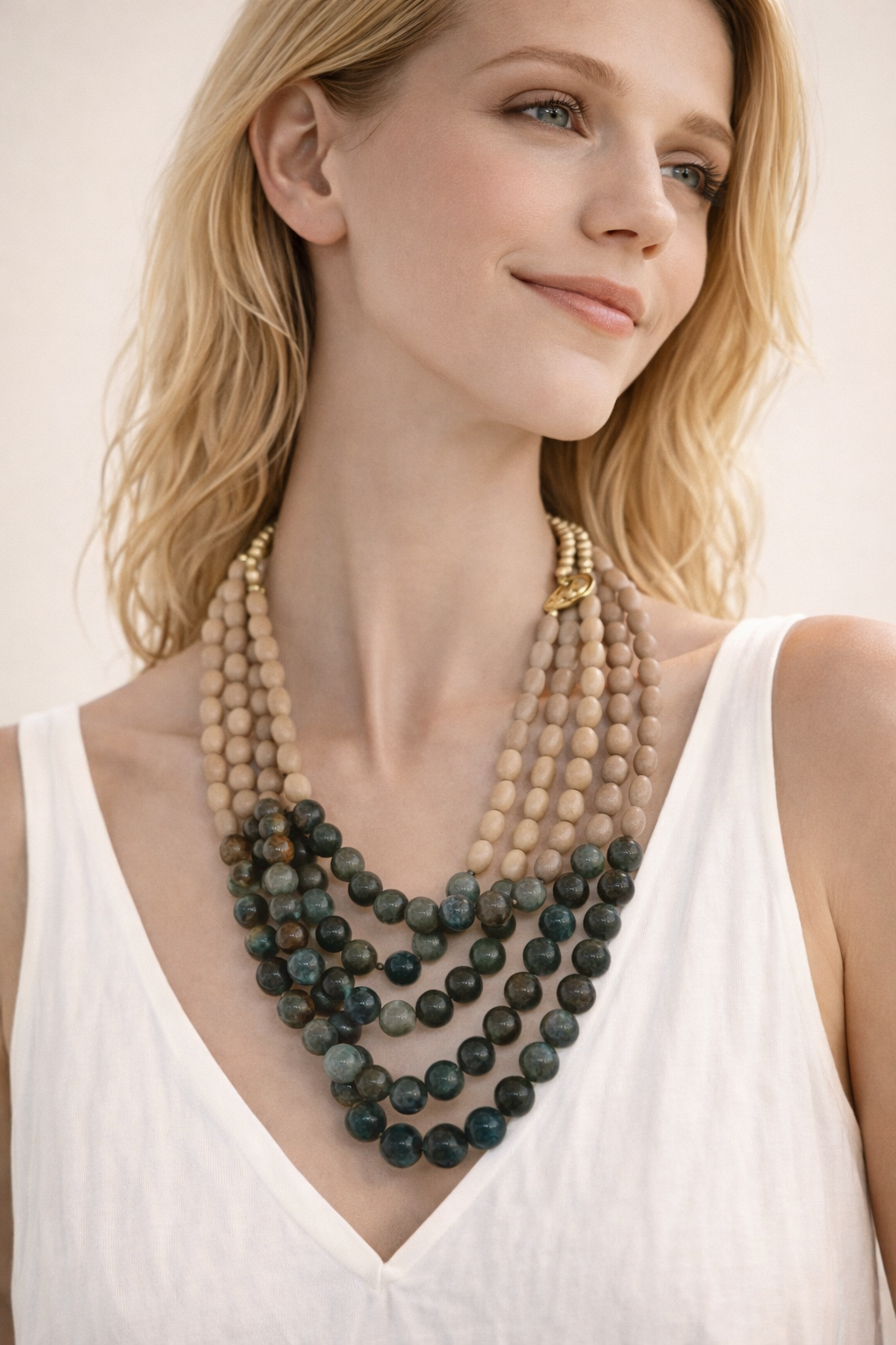 Collana Multistrato con Perline Naturali Beige e Verdi – Stile Elegante Donna