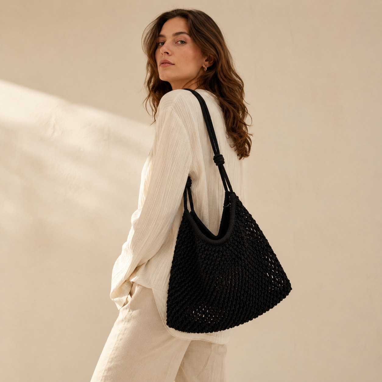 Borsa a Spalla Intrecciata Nera in Corda di Cotone