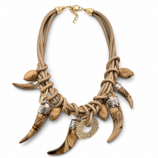 Collana Statement Corda Beige con Pendenti Corno Effetto Marmo – Collana Boho Chic Donna