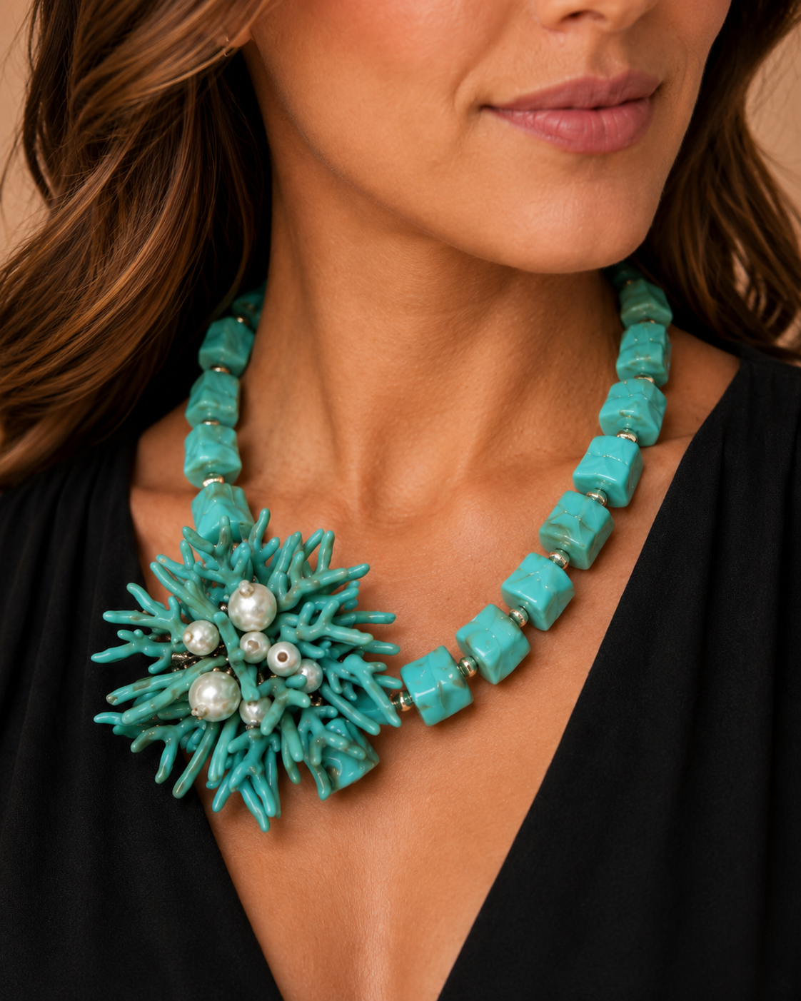 Collana con Corallo Azzurro e Perle Decorative – Collana Statement Mare Elegante Donna