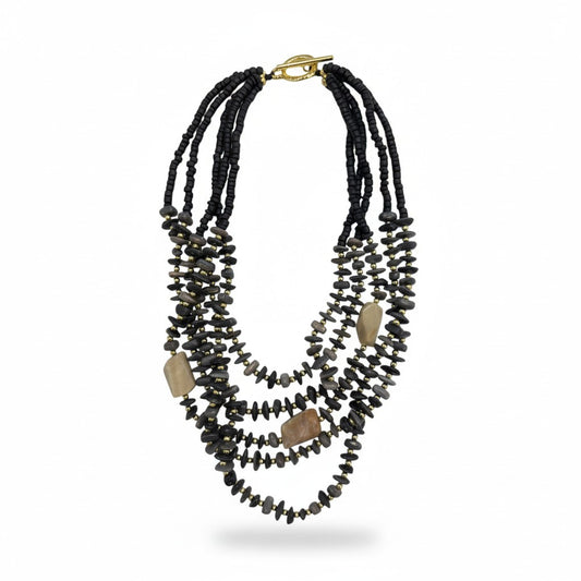Collana Multistrato Nera con Perline Naturali – Collana Statement Boho Chic Donna